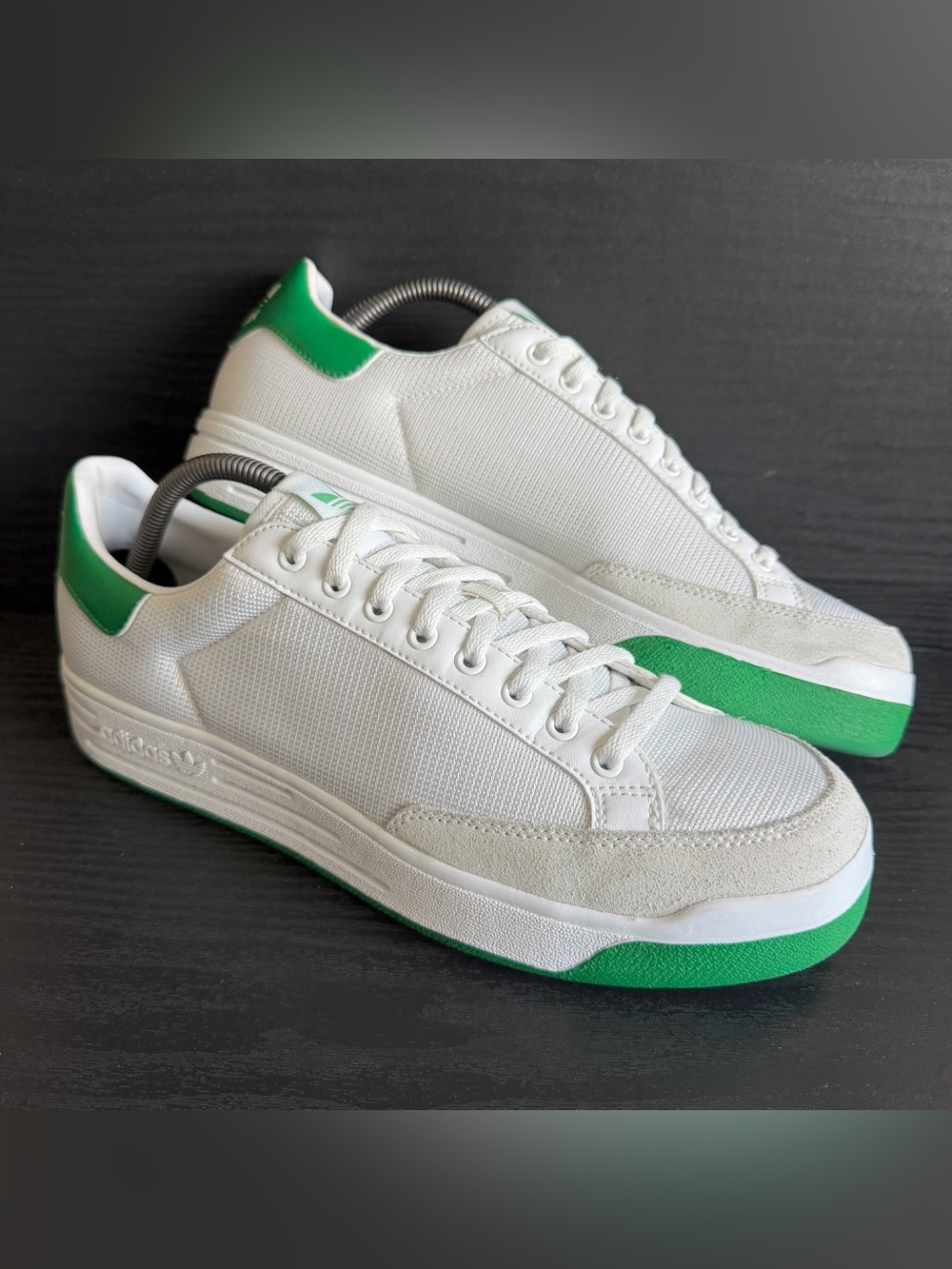 Adidas Men’s Rod Laver Tennis Shoes Sz 10 Sneakers Fairway White Green G99863